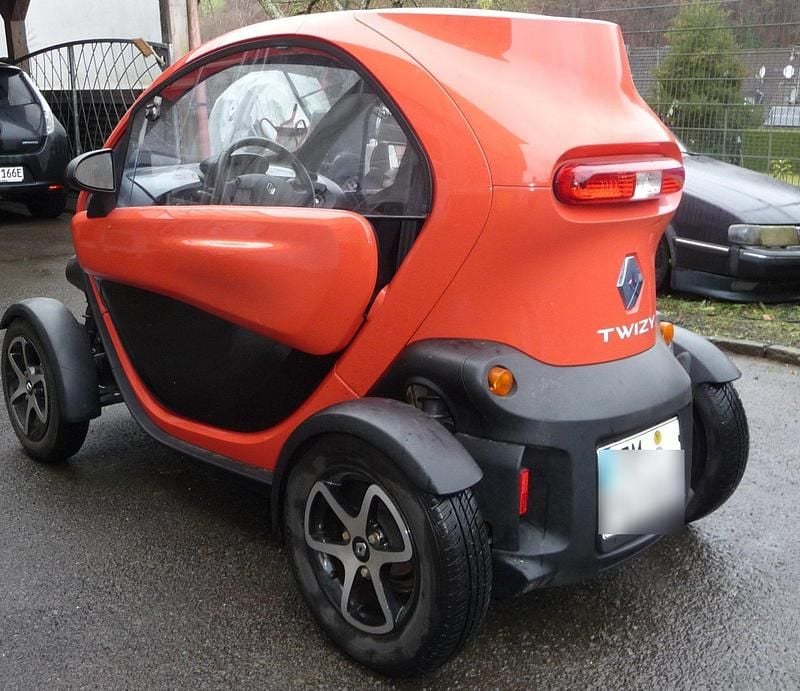 Rot Gebraucht 2012 Renault Twizy Kleinwagen | 2.900 € - Bild 1/4