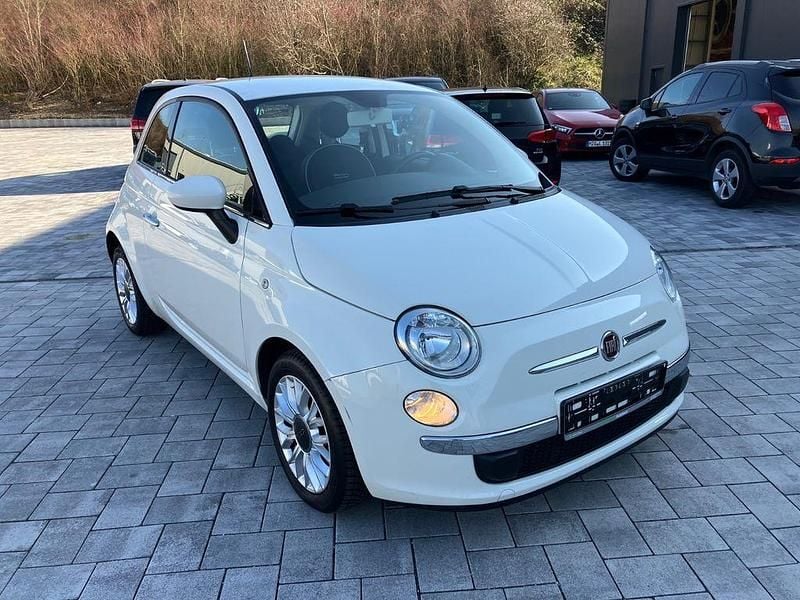 Gebraucht Fiat 500 Lounge 86 PS (63 kW) 2015 Weiß Kleinwagen