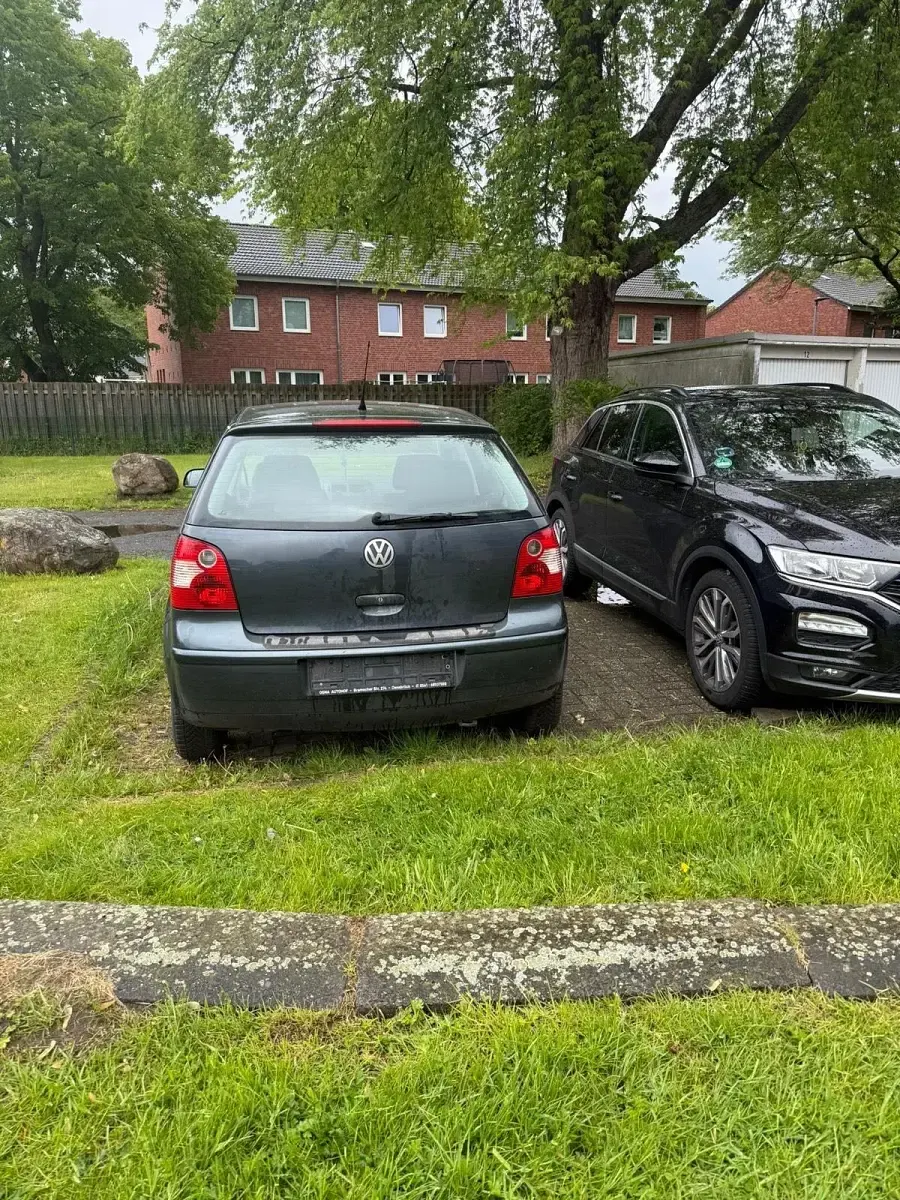 Gebraucht VW Polo 75 PS (55 kW) 2002 Grau Kleinwagen