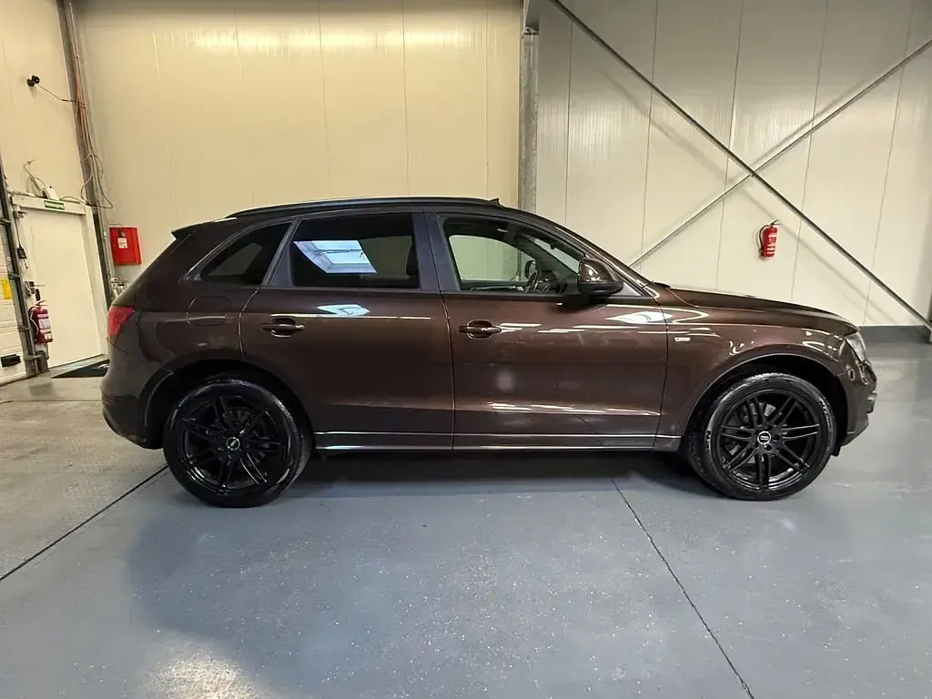 Gebraucht Audi Q5 S-Line 239 PS (175 kW) 2011 Braun SUV
