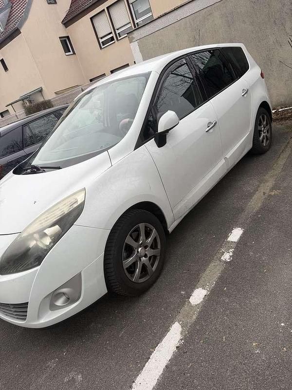 Gebraucht Renault Grand Scénic Dynamique 131 PS (96 kW) 2009 Van / Kleinbus