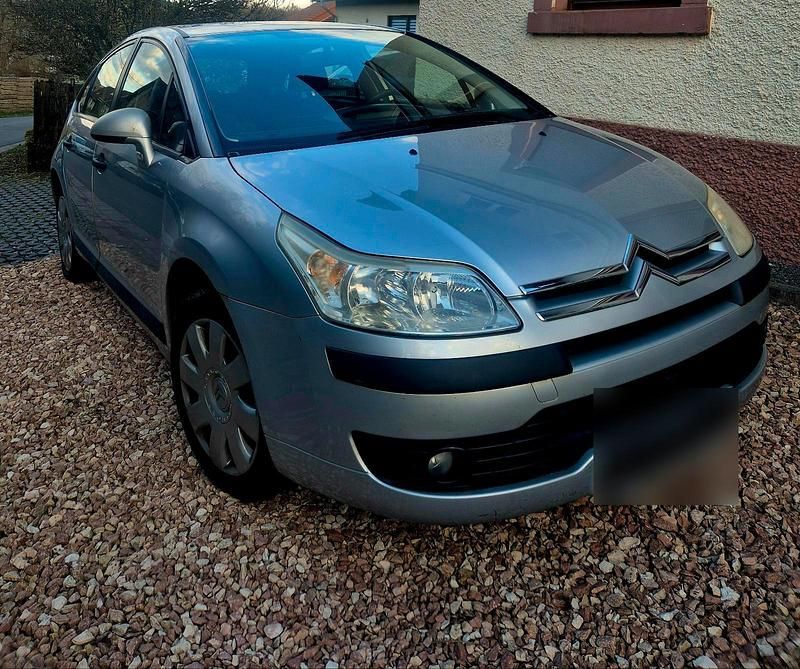 Gebraucht Citroën C4 108 PS (79 kW) 2005 Silber Limousine