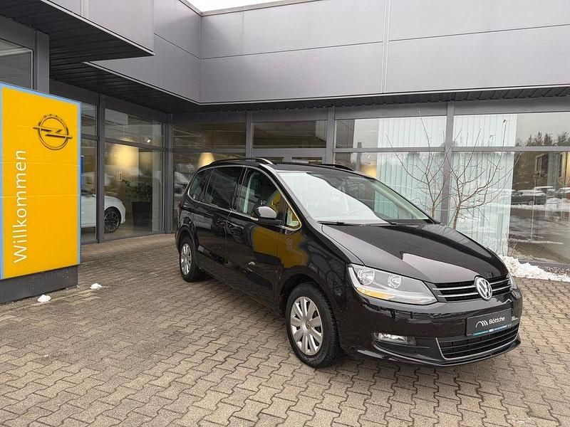Gebraucht VW Sharan Comfortline 150 PS (110 kW) 2016 Deep black perleffekt Van / Kleinbus