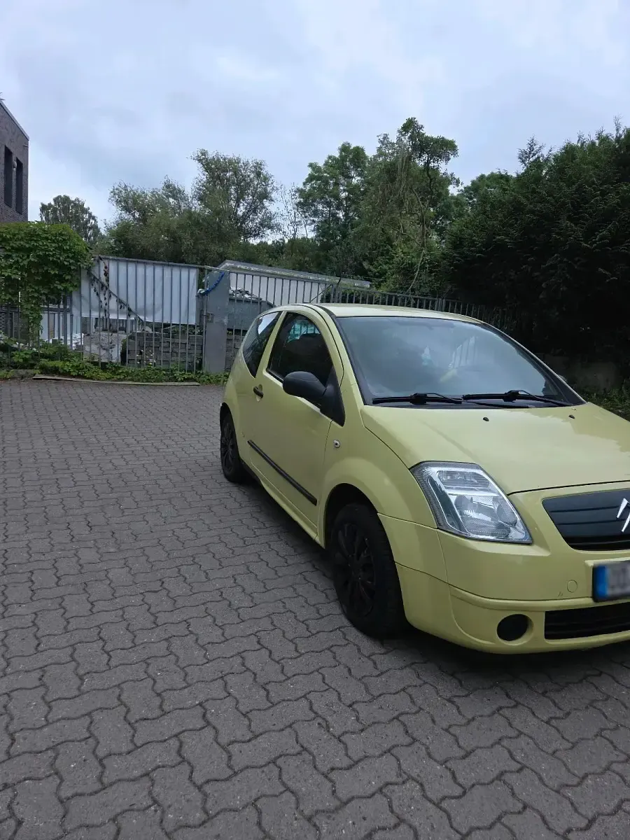 Gebraucht Citroën C2 68 PS (50 kW) 2008 Gelb Kleinwagen