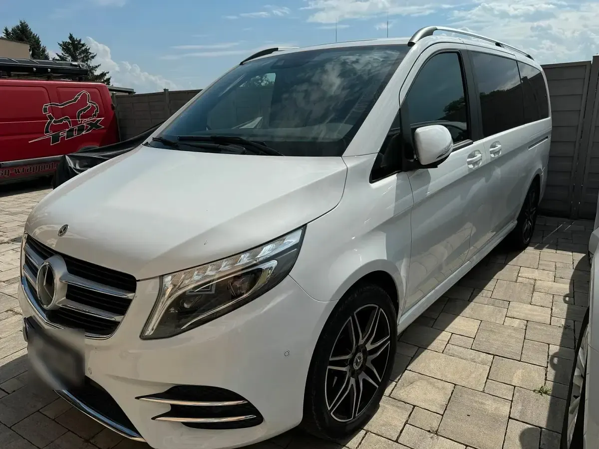 Gebraucht Mercedes V250 AMG 190 PS (139 kW) 2018 Weiß Van / Kleinbus