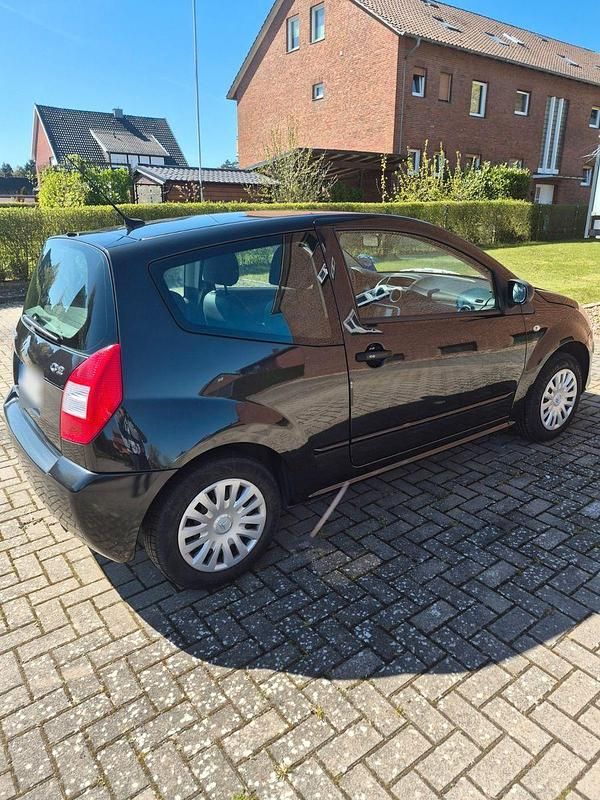 Second-hand Citroën C2 Tonic 60 CP (44 kW) 2009 Negru Hatchback