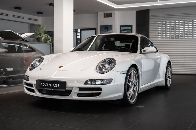 Weiß Gebraucht 2008 Porsche 911 Carrera 4S | 62.900 € (Fairer Preis) - Bild 1/4