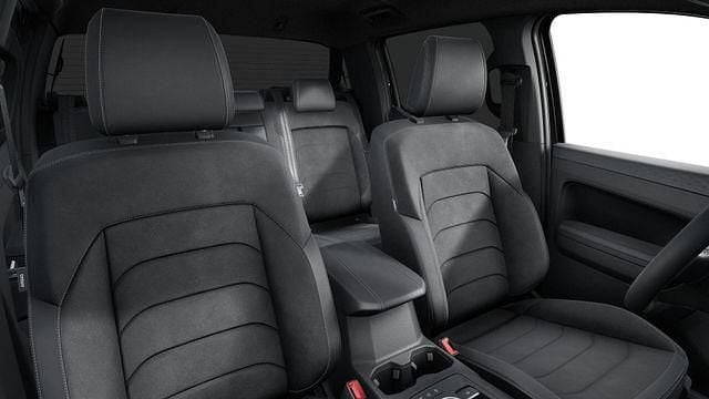 Neu VW Amarok Dark Label 241 PS (177 kW) 2026 Schwarz Abholung