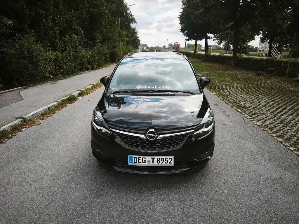 Gebraucht Opel Zafira 140 PS (102 kW) 2017 Schwarz Van / Kleinbus