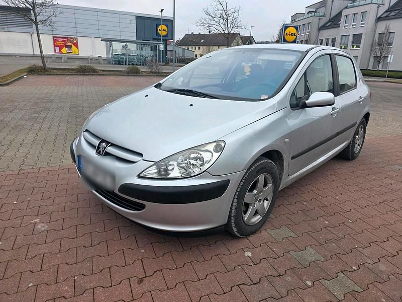 Gebraucht Peugeot 307 75 PS (55 kW) 2002 Silber Kleinwagen