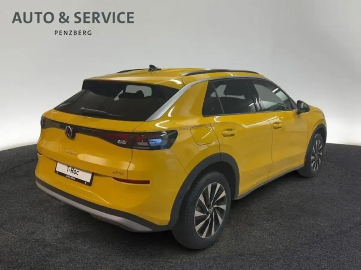 Neu VW T-Roc Life 116 PS (85 kW) 2026 Schwarz SUV