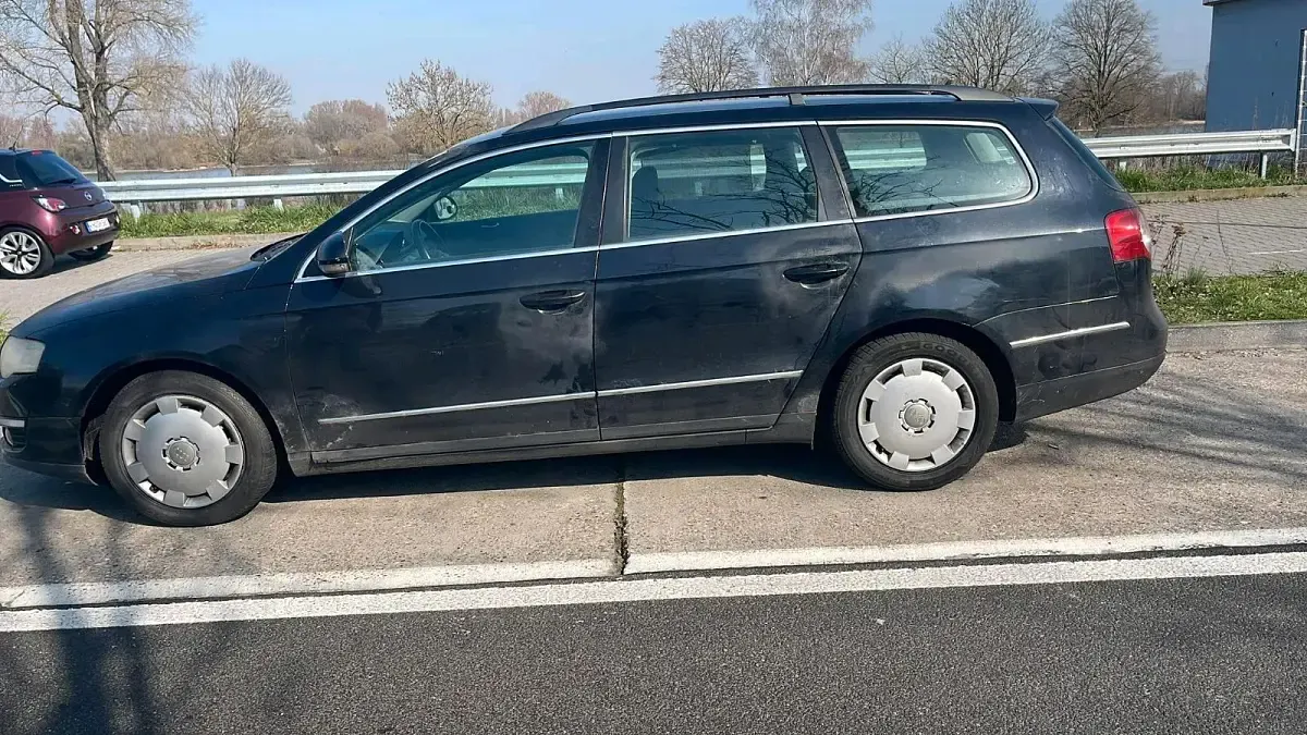 Second-hand VW Passat 140 CP (102 kW) 2006 Negru Break
