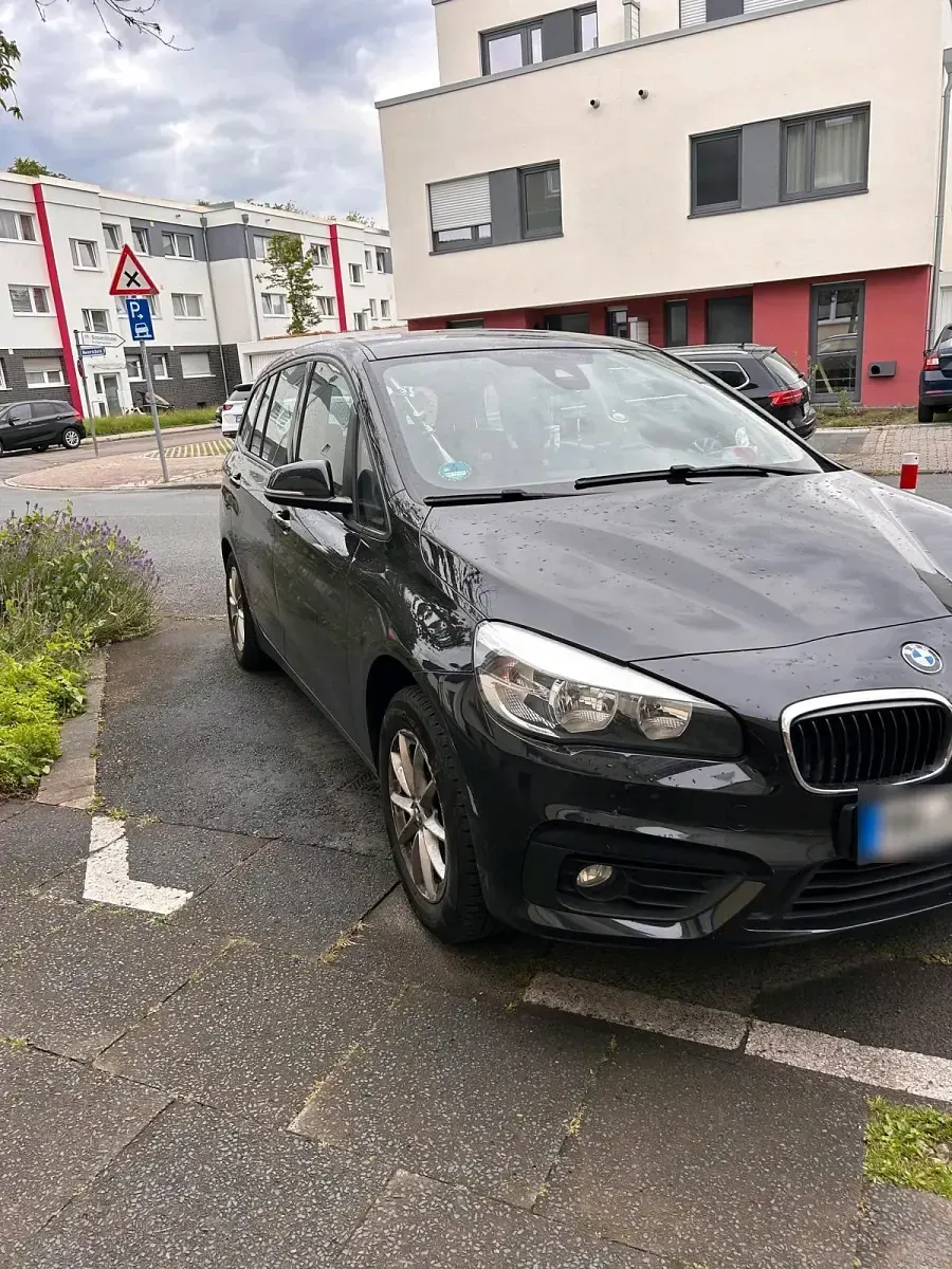 Gebraucht BMW 216 140 PS (102 kW) 2017 Schwarz SUV