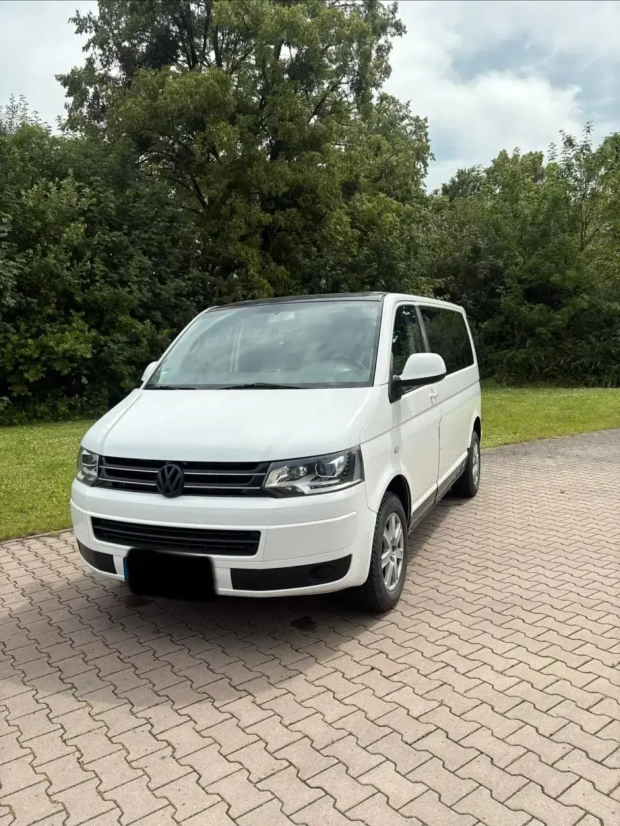 Gebraucht VW Multivan 130 PS (95 kW) 2004 Weiß Van / Kleinbus