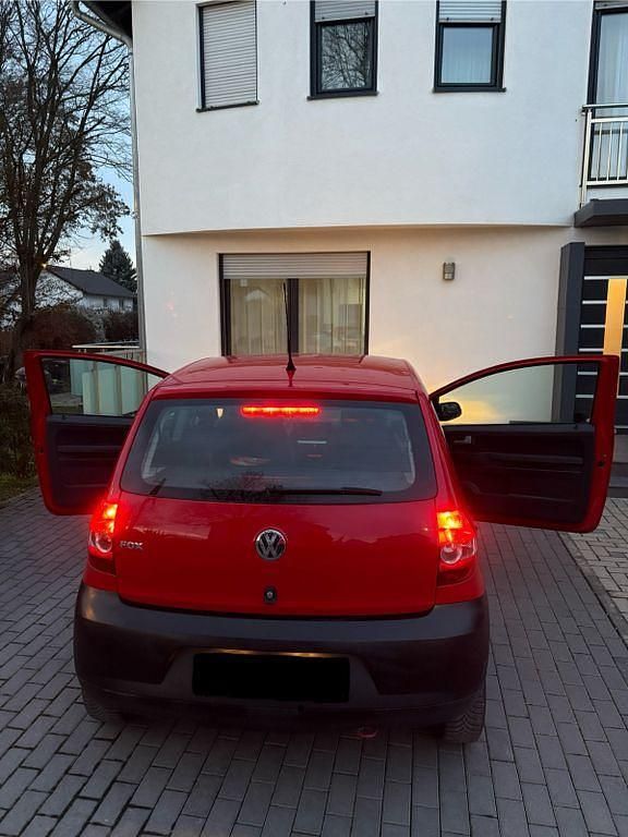 Gebraucht VW Fox Style 60 PS (44 kW) 2011 Rot Kleinwagen