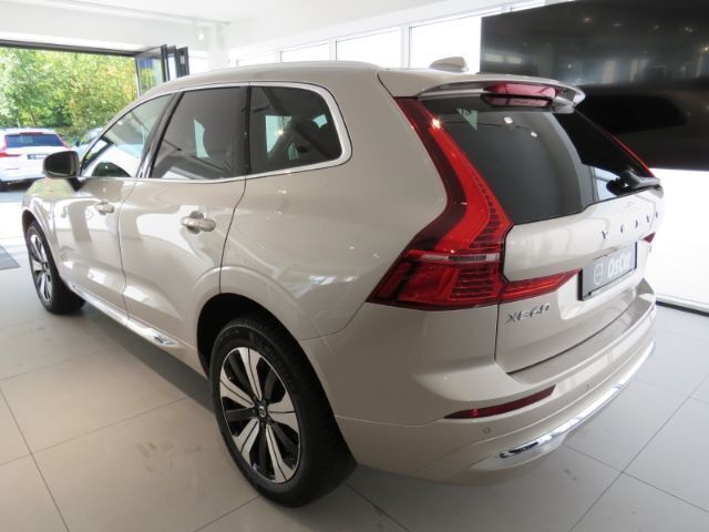 Gebraucht Volvo XC60 Core 398 PS (292 kW) 2024 Grau SUV