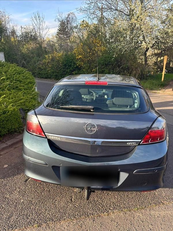 Gebraucht Opel Astra GTC Edition 105 PS (77 kW) 2006 Blau Limousine