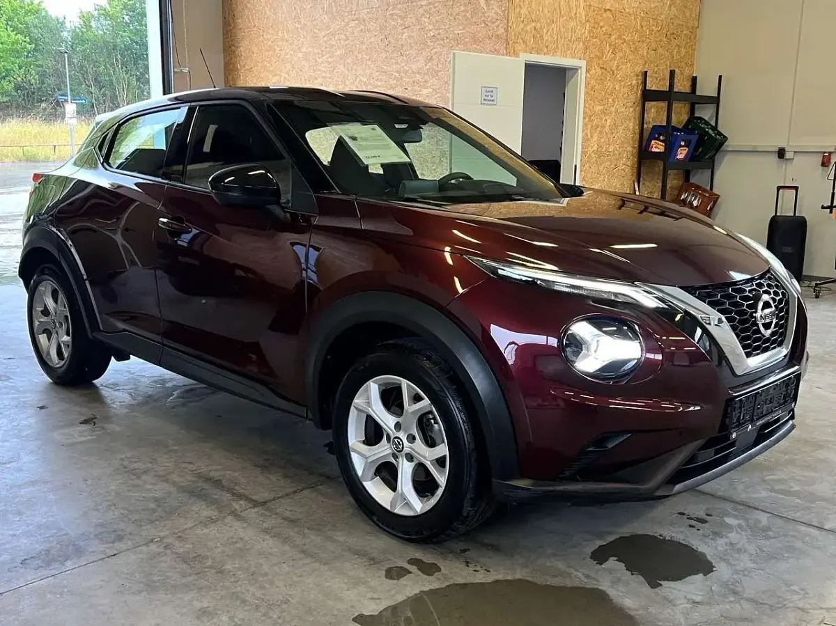 Gebraucht Nissan Juke Acenta 117 PS (86 kW) 2020 Rot SUV
