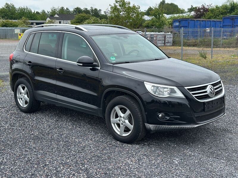 Schwarz Gebraucht 2010 VW Tiguan Team SUV | 6.500 € (Guter Preis) - Bild 1/4