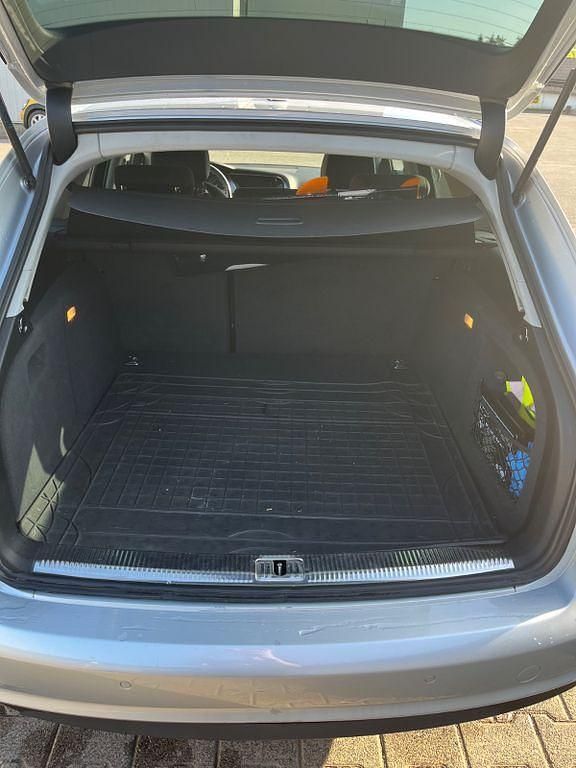 Gebraucht Audi A4 Attraction 150 PS (110 kW) 2013 Silber Kombi