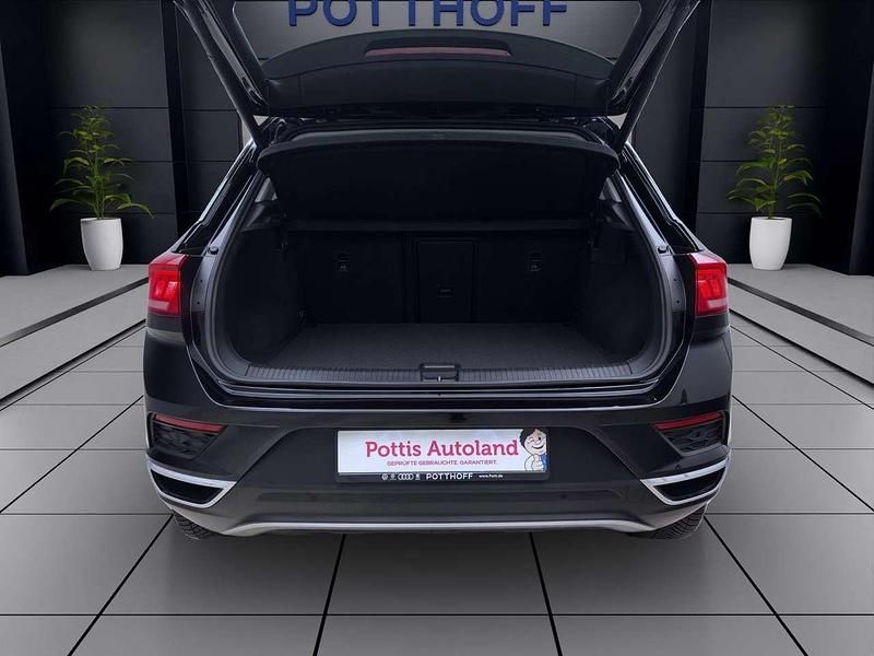 Gebraucht VW T-Roc Active 150 PS (110 kW) 2021 Deep black perleffekt SUV