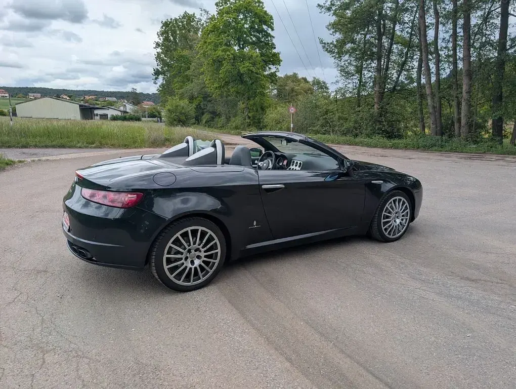 Gebraucht Alfa Romeo Spider Exclusive 185 PS (136 kW) 2007 Schwarz Cabrio