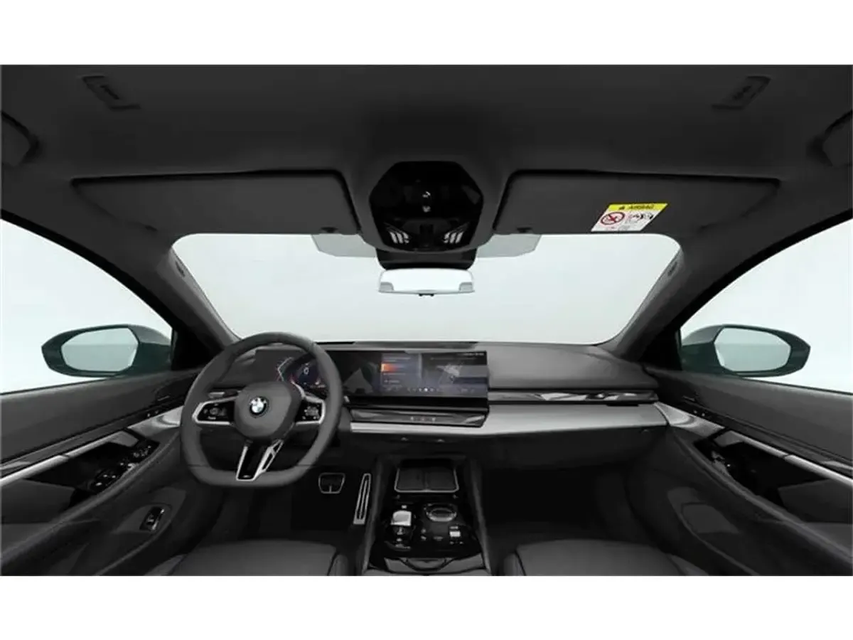 Neu BMW 520 197 PS (144 kW) 2026 Saphirschwarz metallic Kombi