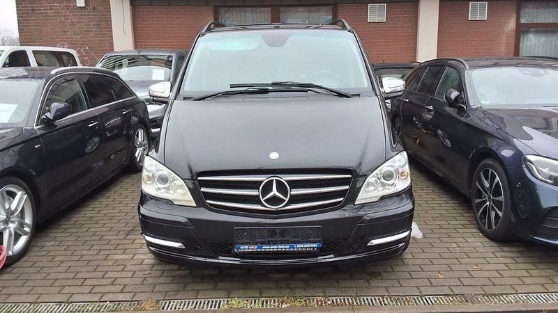 Schwarz Gebraucht 2014 Mercedes Viano Avantgarde Van / Kleinbus | 16.950 € (Guter Preis) - Bild 1/4