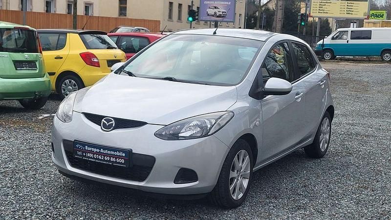 Second-hand Mazda 2 Independence 86 CP (63 kW) 2010 Argintiu Hatchback