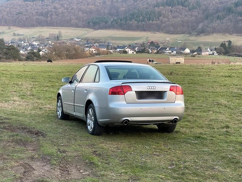 Gebraucht Audi A4 200 PS (147 kW) 2007 Grau Limousine