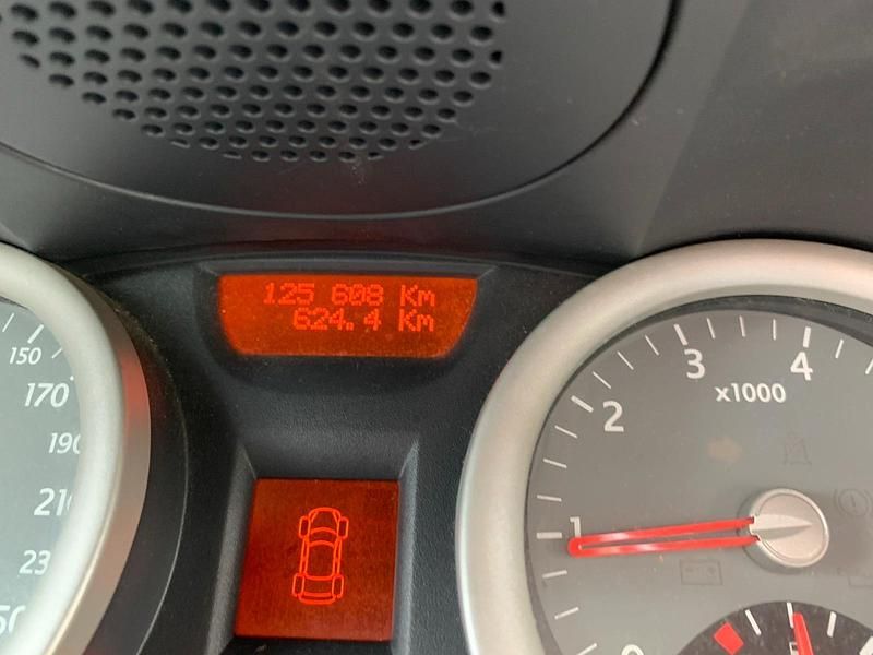 Gebraucht Renault Mégane II 112 PS (82 kW) 2004 Rot Limousine