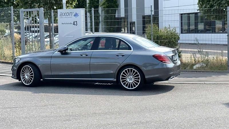 Gebraucht Mercedes 180 156 PS (114 kW) 2019 Silber Limousine
