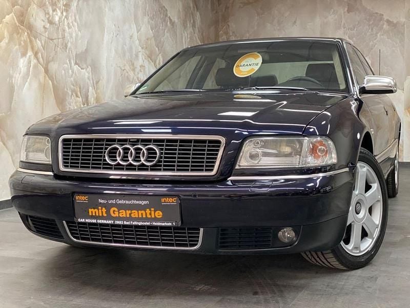 Gebraucht Audi S8 Sport 360 PS (264 kW) 2001 Blau Limousine