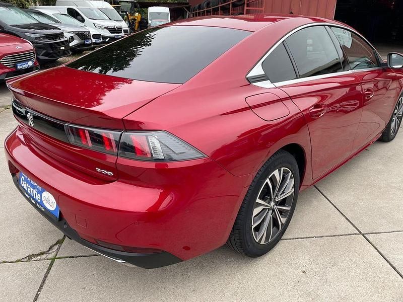 Gebraucht Peugeot 508 Allure 131 PS (96 kW) 2019 Rot Limousine