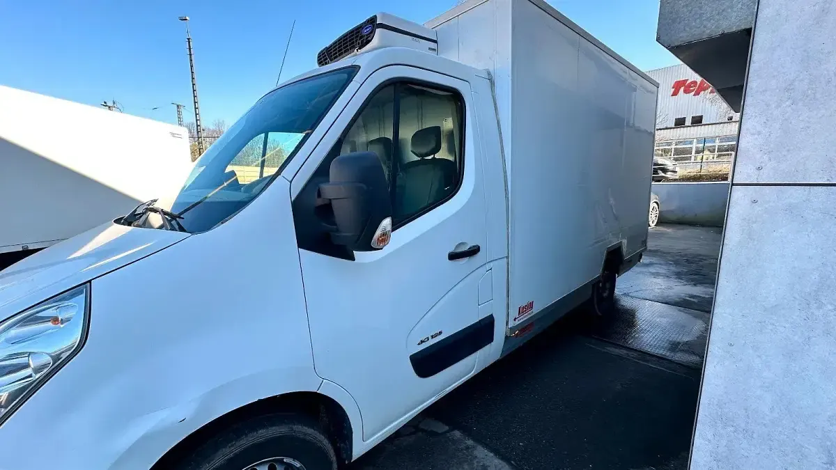 Używany Renault Master 125 KM (91 kW) 2015 Biały Van