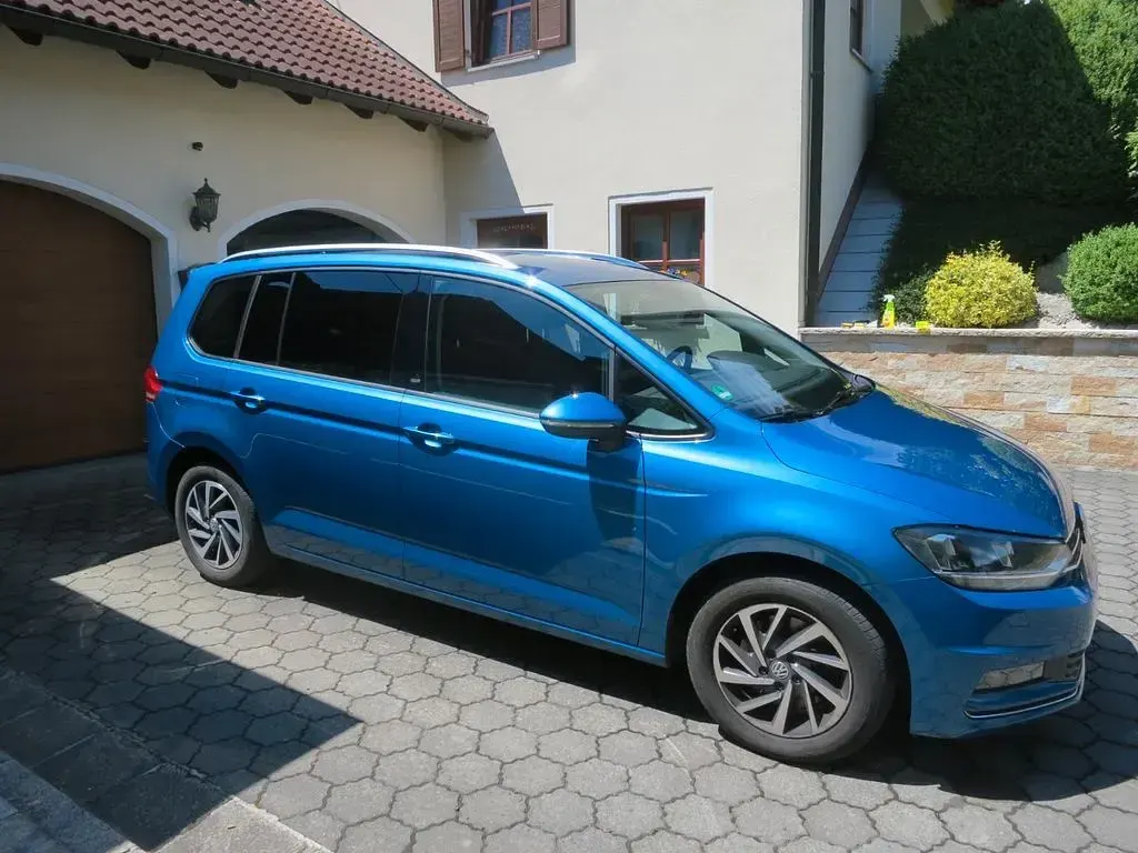 Gebraucht VW Touran Sound 150 PS (110 kW) 2017 Blau Van / Kleinbus