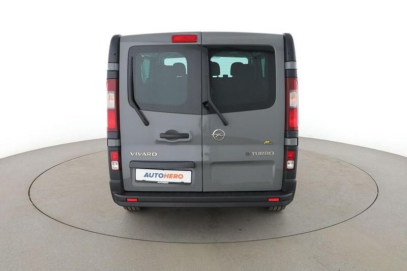 Gebraucht Opel Vivaro 125 PS (91 kW) 2016 Grau Van / Kleinbus