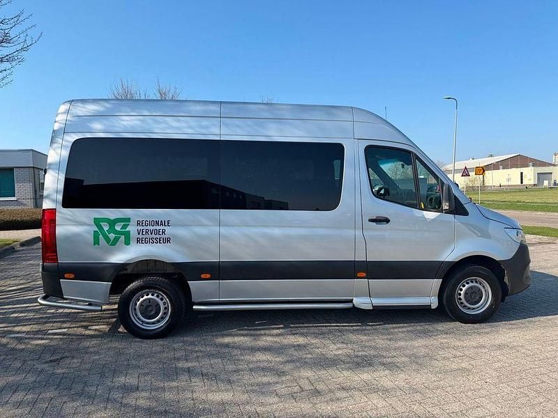Gebraucht Mercedes Sprinter 114 PS (83 kW) 2018 Grau Van