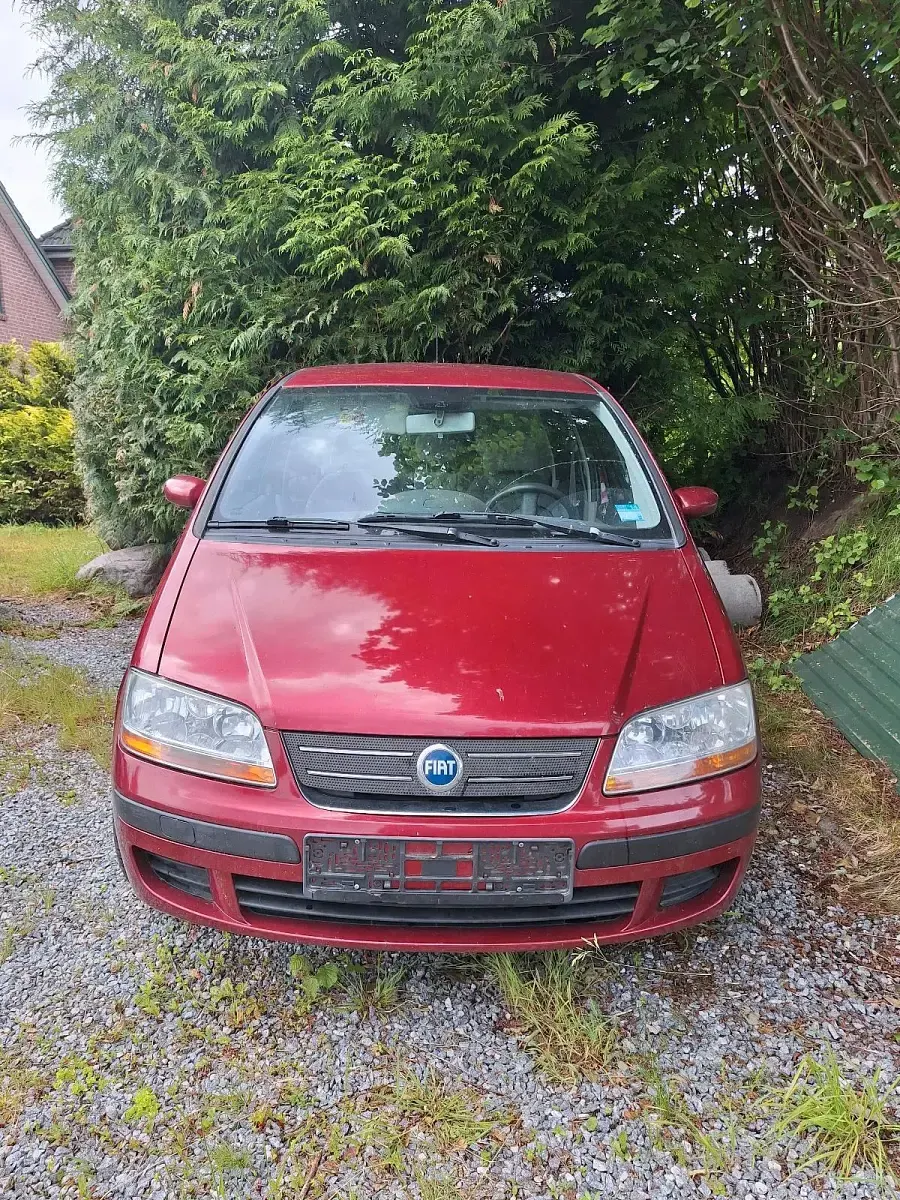Gebraucht Fiat Idea 2004 Rot Van / Kleinbus