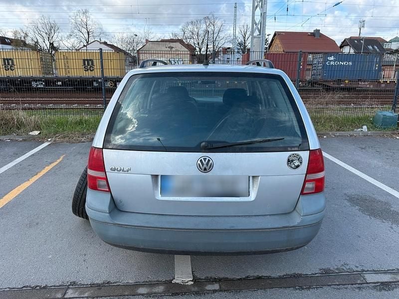 Gebraucht VW Golf IV Pacific 55 PS (40 kW) 2003 Silber Kombi