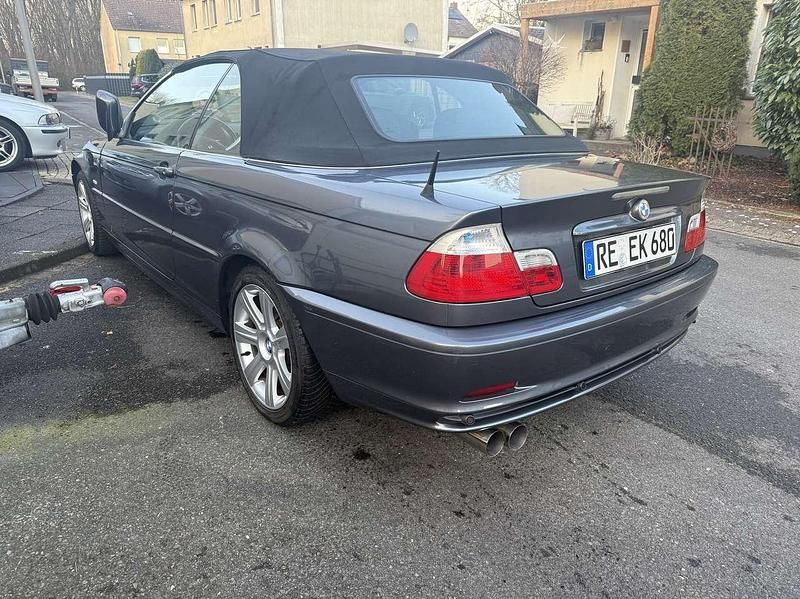 Gebraucht BMW 325 Cabriolet 192 PS (141 kW) 2002 Cabrio