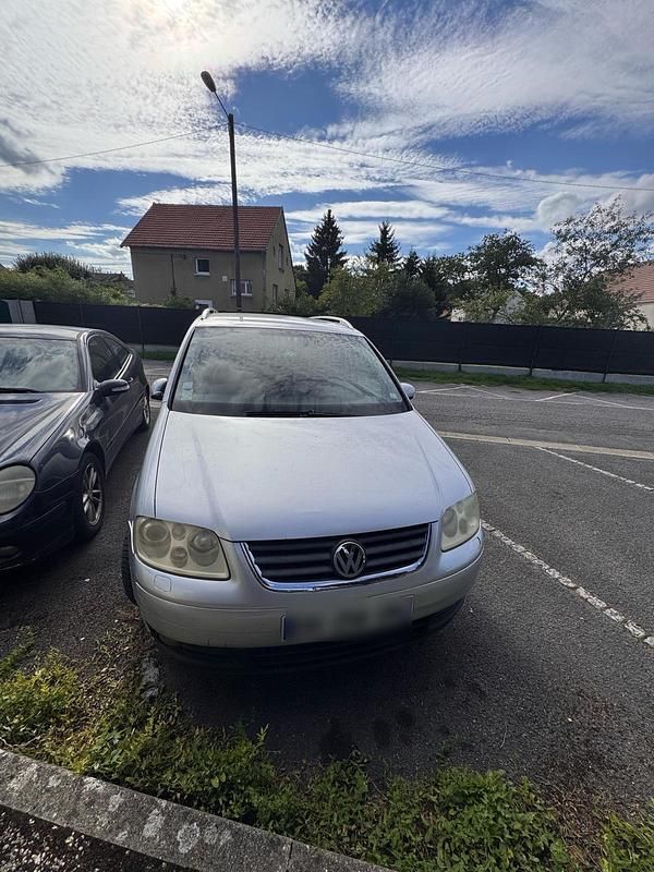Silber Gebraucht 2004 VW Touran Van / Kleinbus | 3.200 € (Teuer) - Bild 1/3