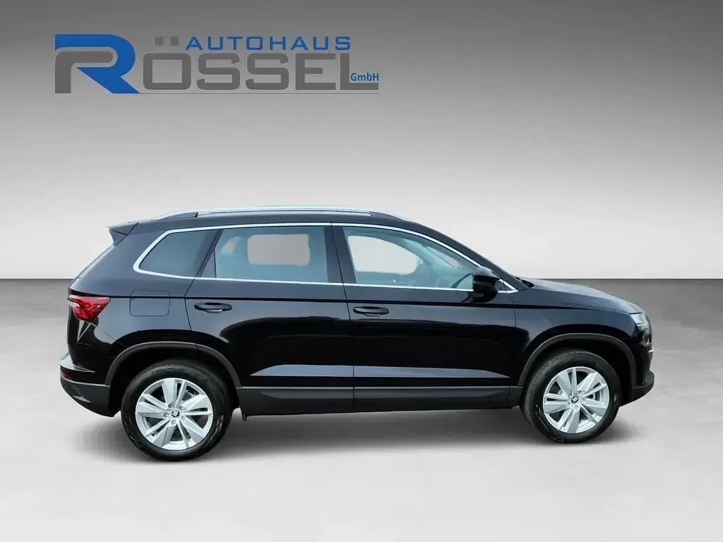 Neu Skoda Karoq Selection 150 PS (110 kW) 2026 Schwarz SUV