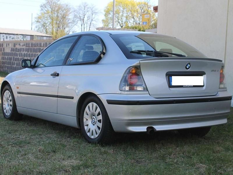 Gebraucht BMW 316 116 PS (85 kW) 2002 Silber Limousine