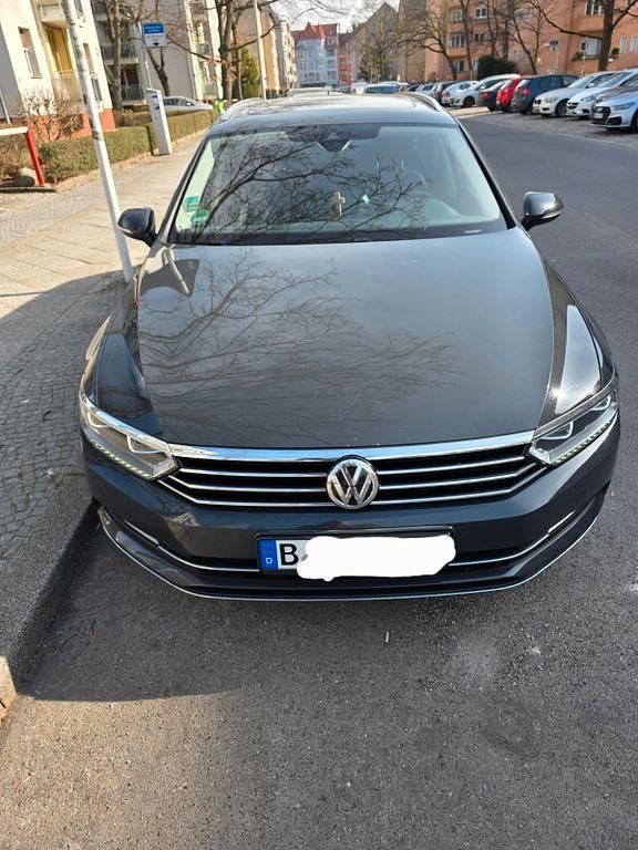 Gebraucht VW Passat Highline 150 PS (110 kW) 2017 Schwarz Limousine