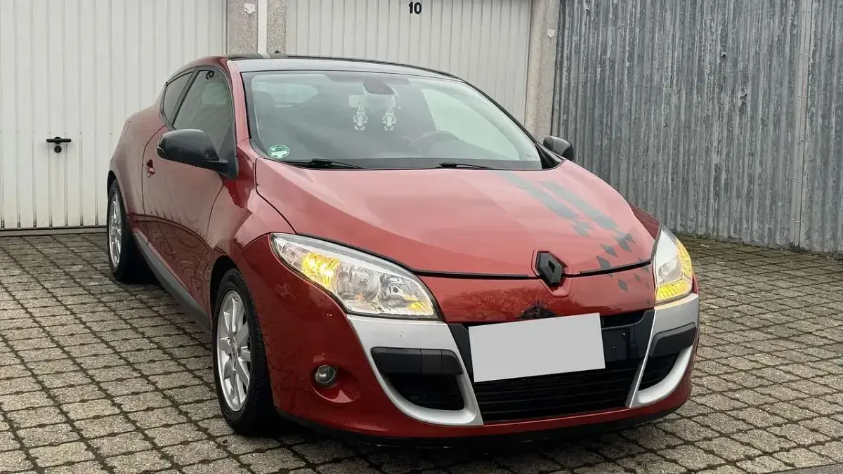 Gebraucht Renault Mégane Coupé Dynamique 131 PS (96 kW) 2011 Coupé