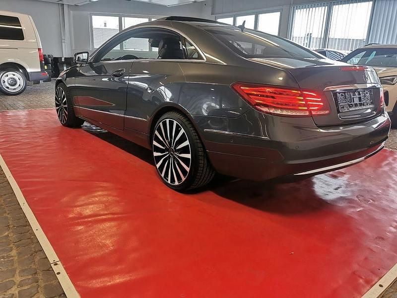 Gebraucht Mercedes E350 Avantgarde 258 PS (189 kW) 2016 Grau Coupé