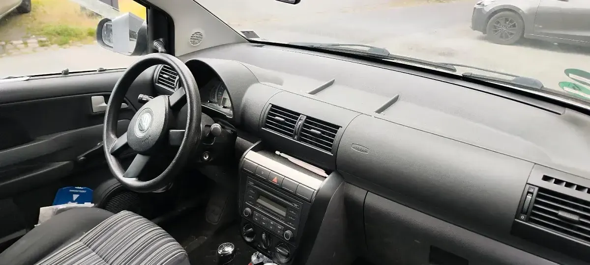 Gebraucht VW Fox 62 PS (45 kW) 2006 Silber Kleinwagen