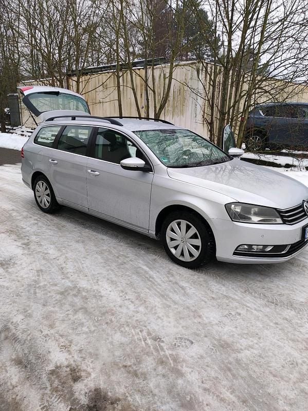 Gebraucht VW Passat 140 PS (102 kW) 2014 Silber Kombi