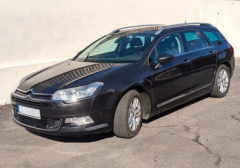 Schwarz Gebraucht 2012 Citroën C5 Exclusive Kombi | 7.550 € (Fairer Preis) - Bild 1/4